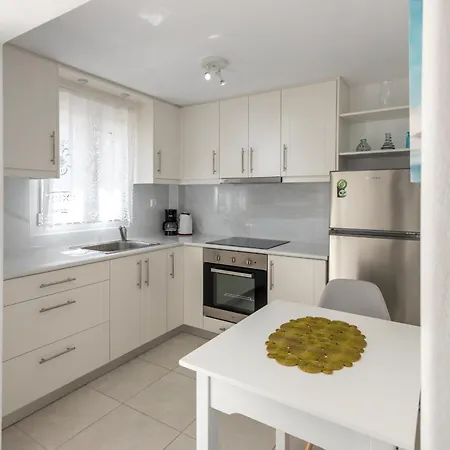 Lägenhet Lydia's West