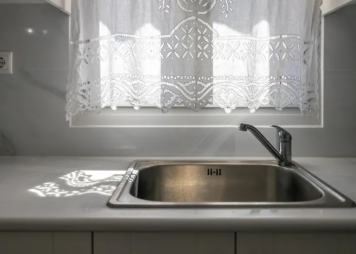 아파트 Lydia's West