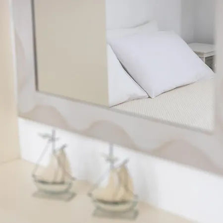 Apartament Lydia's West