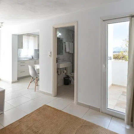 Apartament Lydia's West